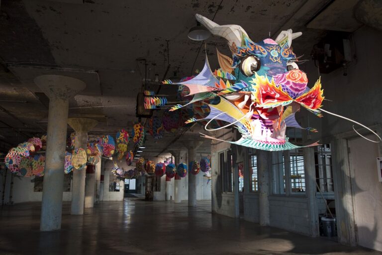 Descubre la fascinante exposición de AI Weiwei en Alcatraz.ai