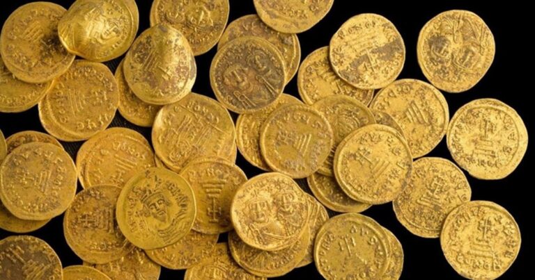 Increíble hallazgo de monedas de oro en Israel