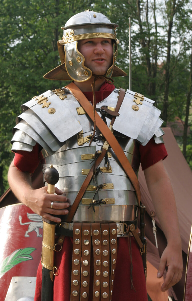 La fascinante historia de la armadura romana: técnicas de lucido, diseño y legado