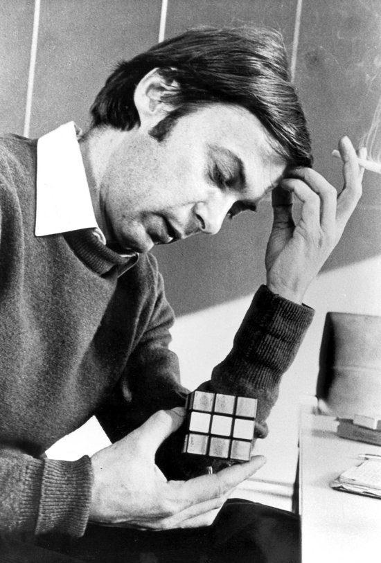La fascinante historia del cubo de Rubik: un fenómeno mundial