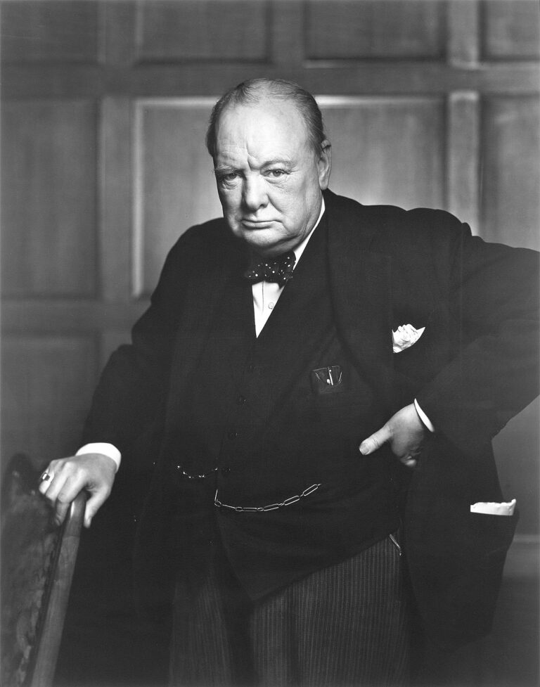 Winston Churchill: Biografía de un líder legendario